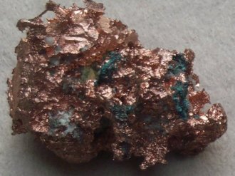 Мировая промышленность продолжает наращивать объемы производства меди